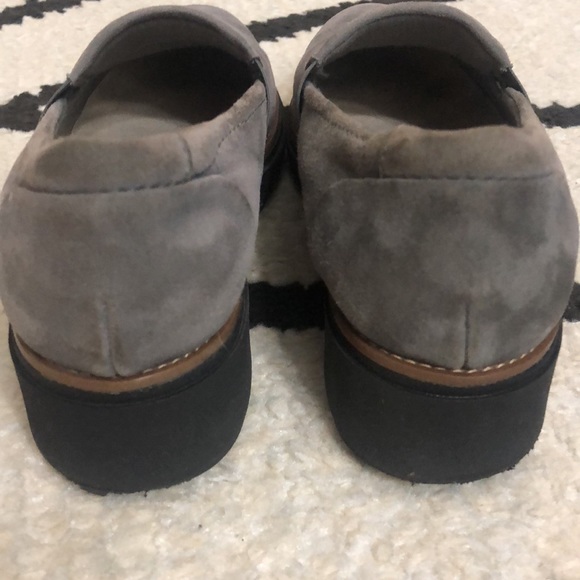 Clarks Gray Suede Loafers Ultimate Comfort Collection 7 - Picture 2 of 8